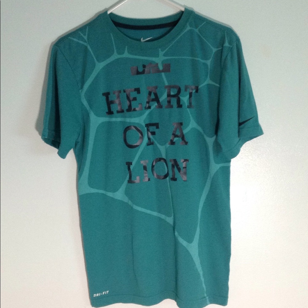Nike LeBron Basketball dri-fit shirt men's small